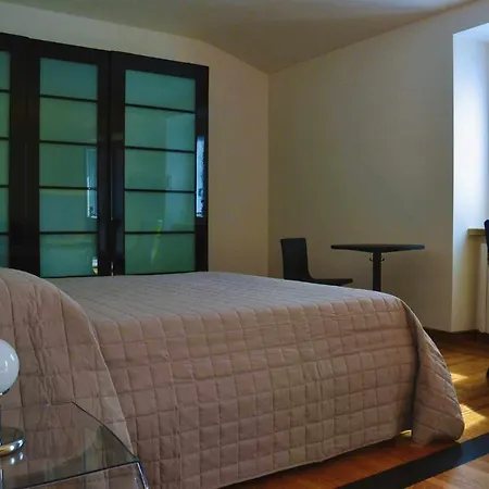 Cornelia Bed & Breakfast