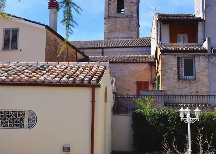 Cornelia Bed and Breakfast 3*